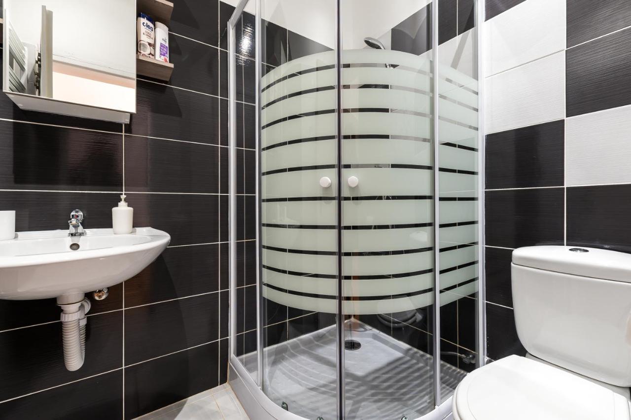 Guest House Slatki Snovi Книн Экстерьер фото